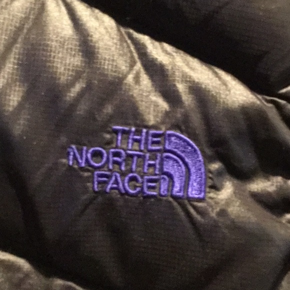 North face puffer vest ski lodge rodeo cowgirl barn chores hiking running winter - Picture 6 of 8